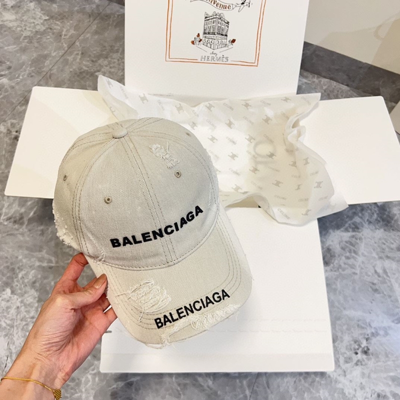 BALENCIAGA